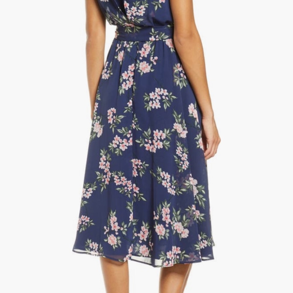 Women’s Floral Sleeveless Chiffon Midi Dress Size 2 - Picture 2 of 10